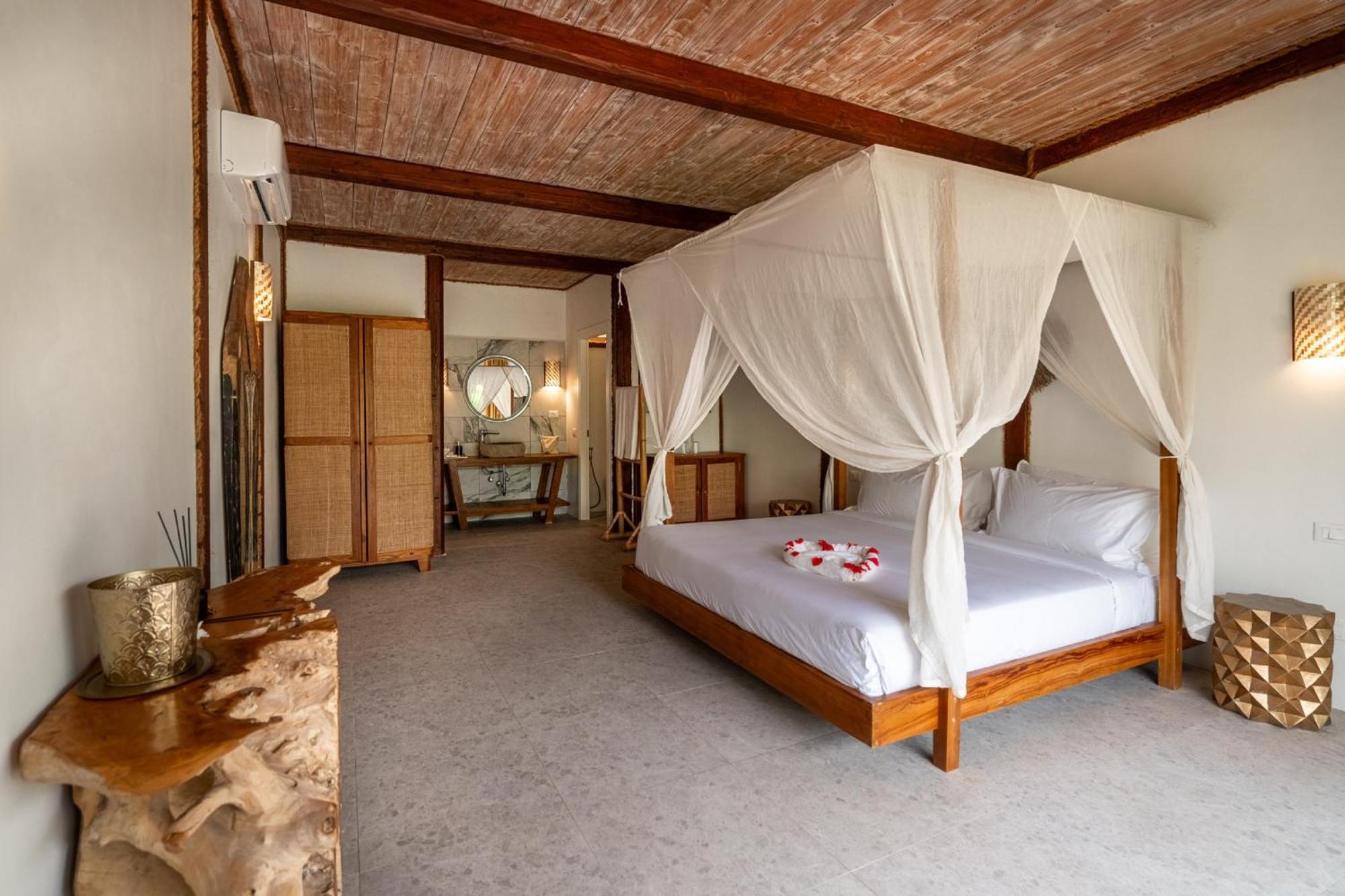 Sensations Eco-Chic Hotel Pwani Mchangani Exteriör bild