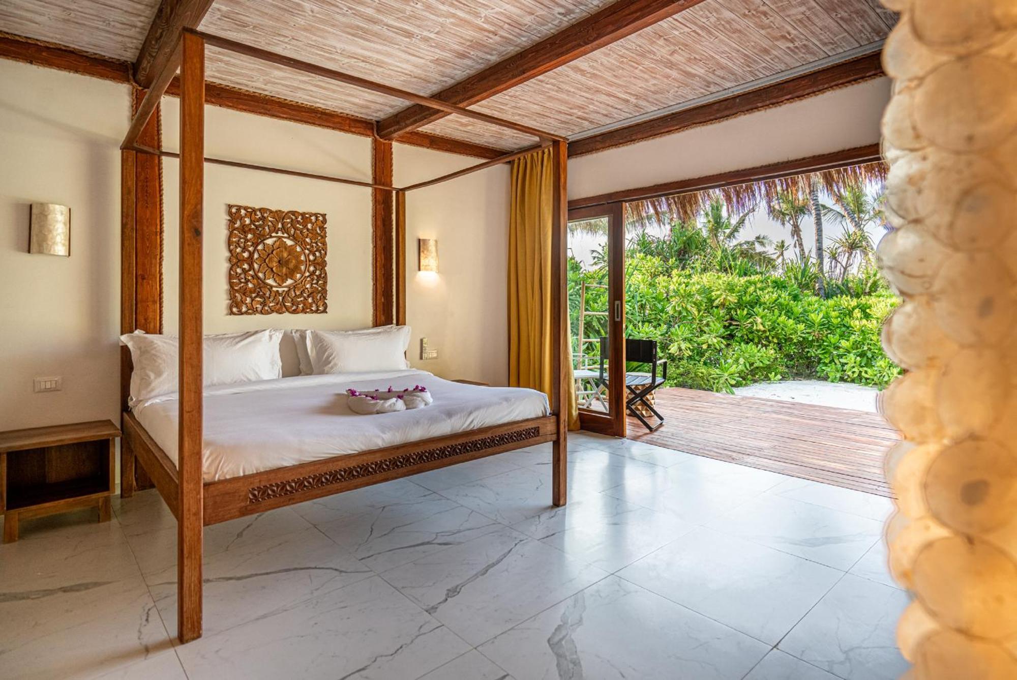 Sensations Eco-Chic Hotel Pwani Mchangani Exteriör bild